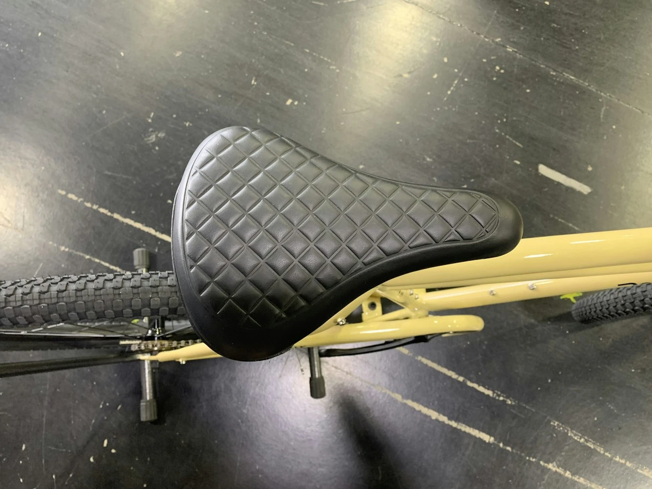 Retrospec Sully Klunker-Style Single-Speed Bike - Desert Sand 2022 - Image 10