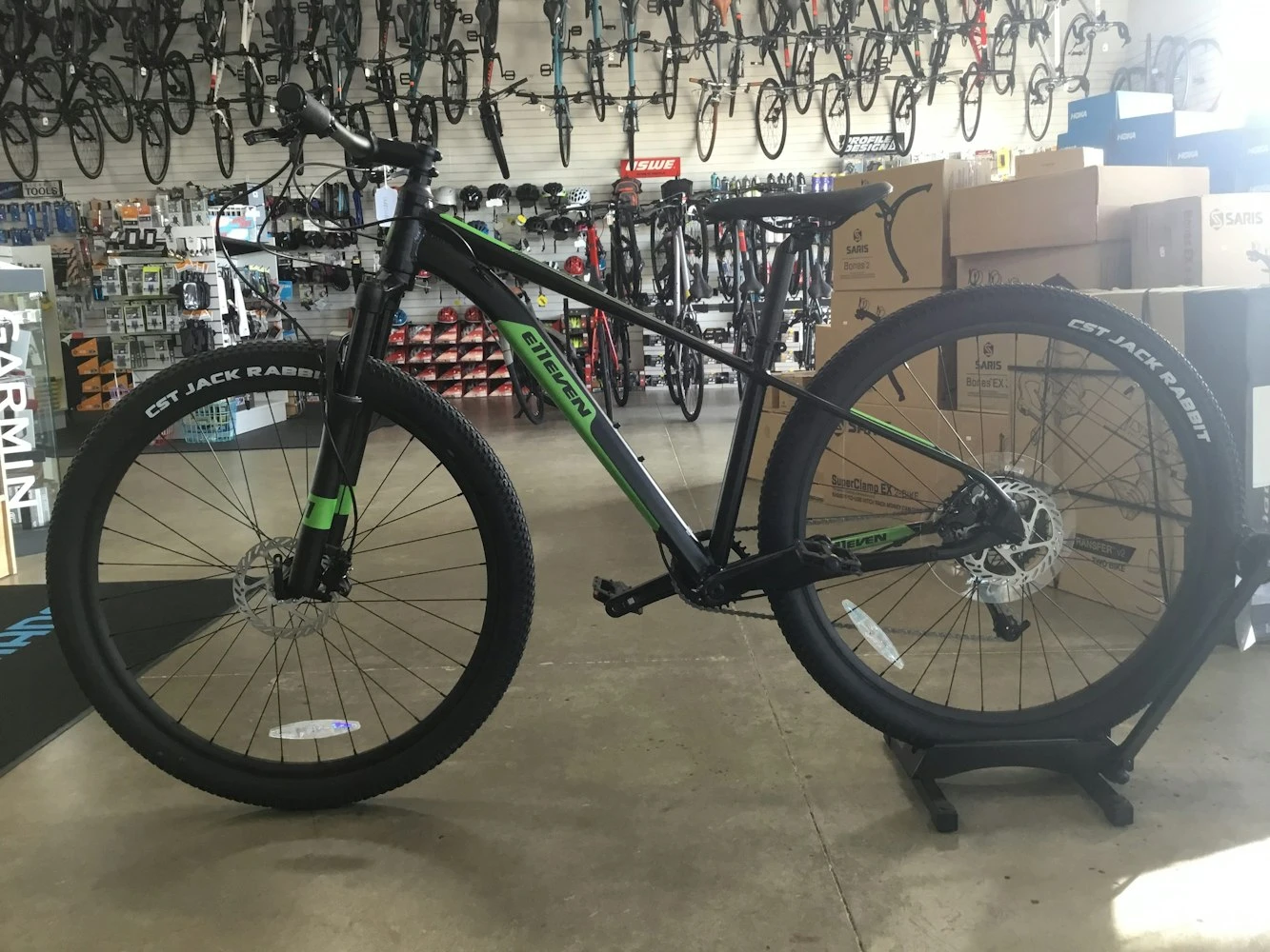 Elevn E11even M1 1x10 Mountain Bike - Image 4